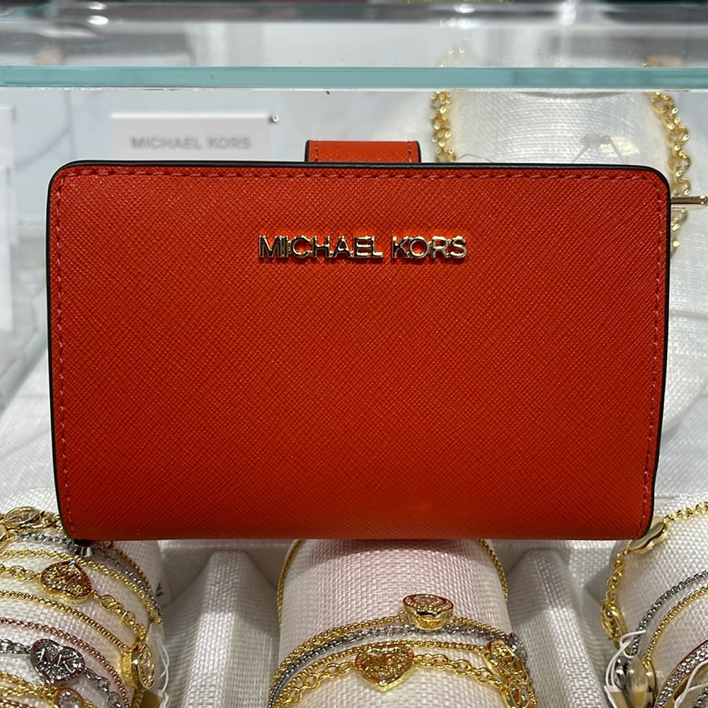 Michael Medium Crossgrain Leather Bifold Wallet
Red Clay 
NWT